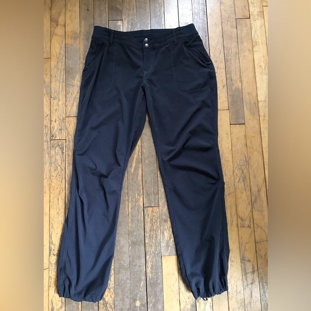 🌲Kuhl women’s hiking pants 16 regular